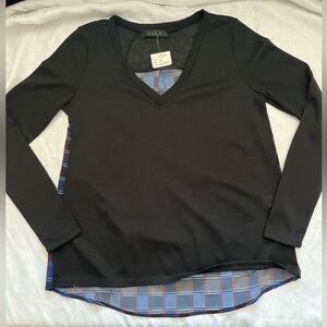 NWT ezra  Boutique woman’s small long sleeve black in front blue plaid in back